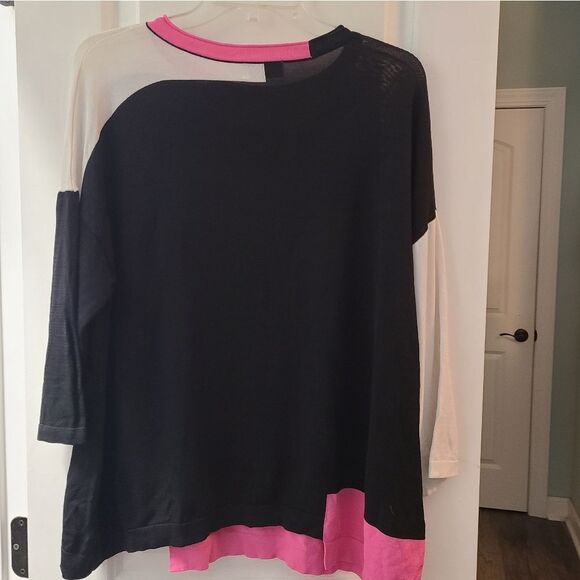 Terra SJ Apparel Colorblock Knit Blouse - Picture 5 of 7